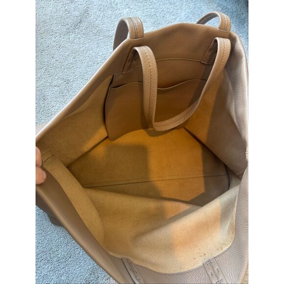 NWOT CUYANA Classic Easy Tote cappuccino, $300 - Picture 10 of 16